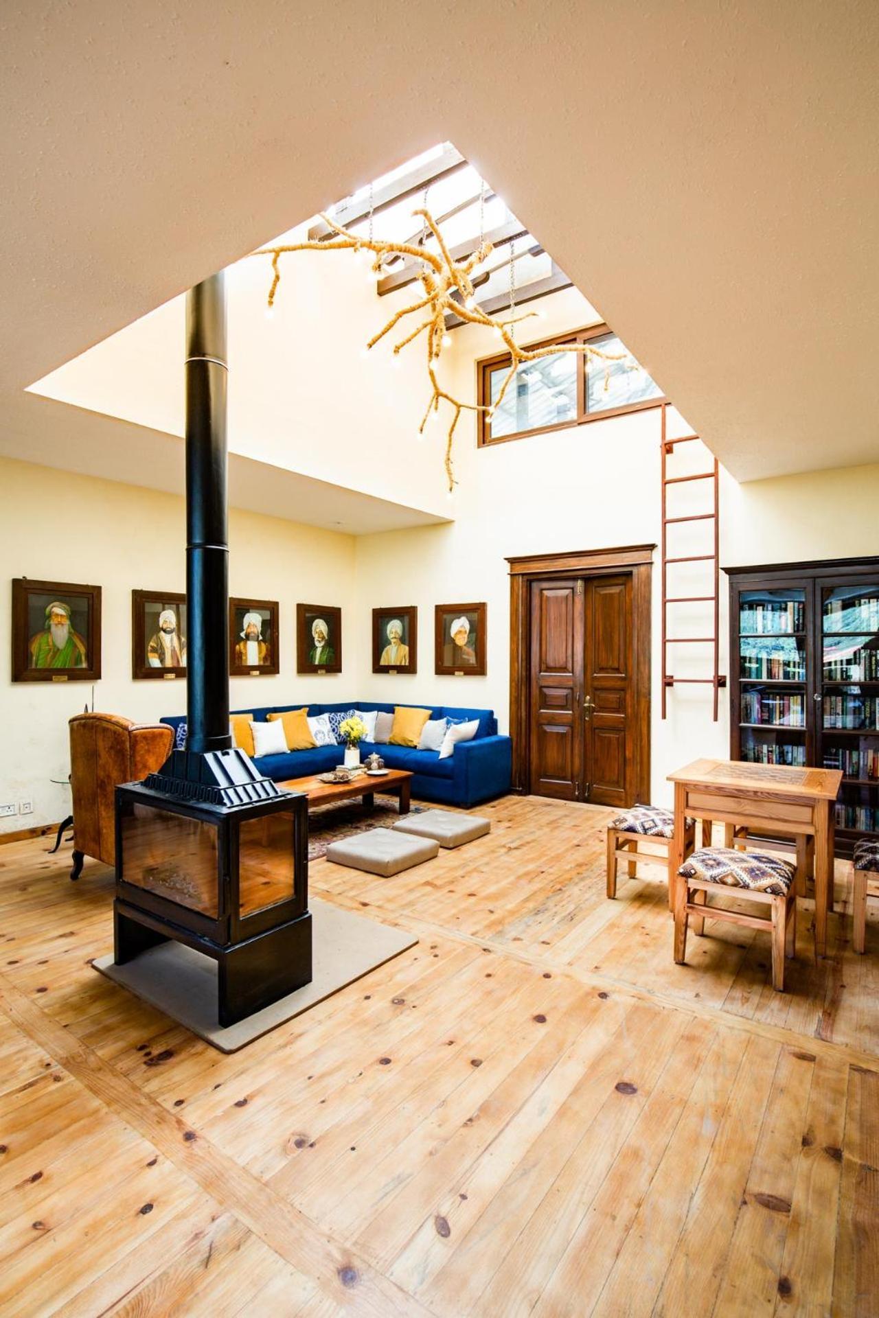An Extraordinary 6-Bedroom Bungalow In Barlowganj, Mussoorie Bagian luar foto